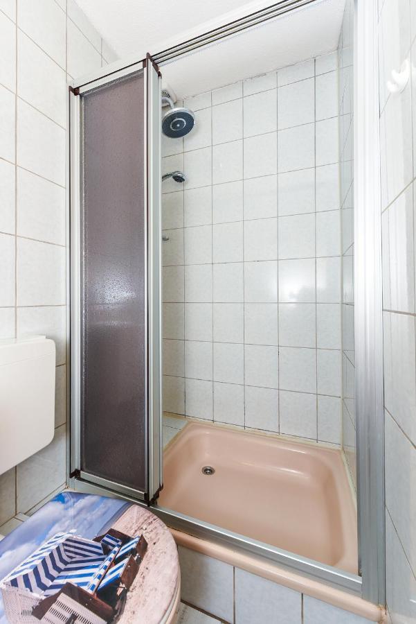 Ferienwohnungen Im Haus Lieblingskoje Neuharlingersiel Extérieur photo