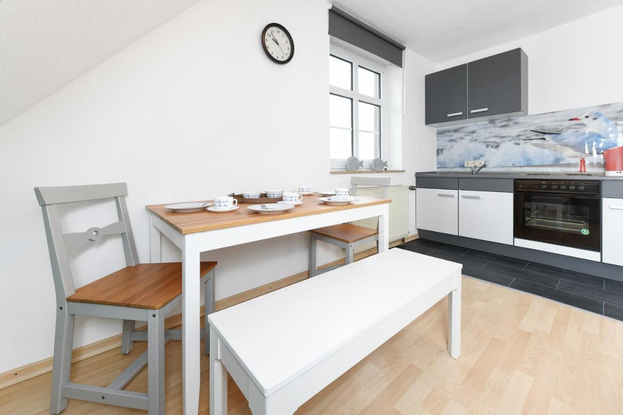 Ferienwohnungen Im Haus Lieblingskoje Neuharlingersiel Extérieur photo