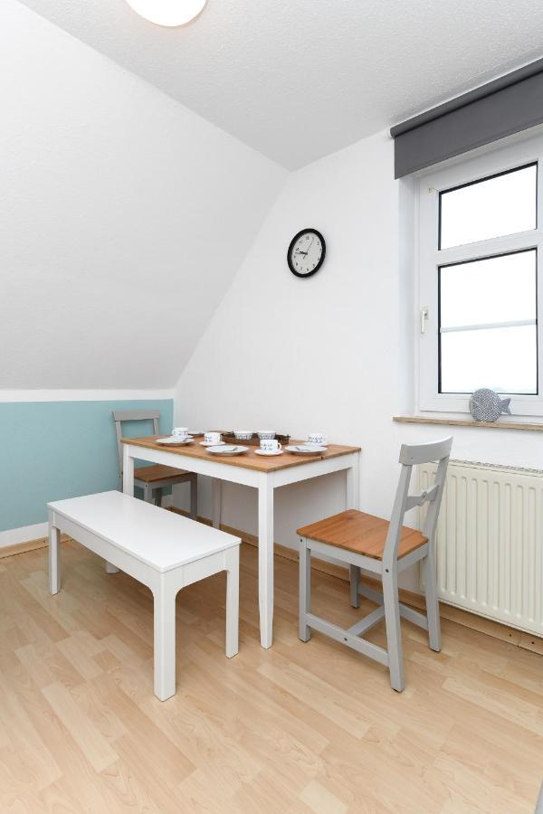 Ferienwohnungen Im Haus Lieblingskoje Neuharlingersiel Extérieur photo